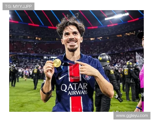 维蒂尼亚 vs 克罗斯：传球风格与组织核心差异