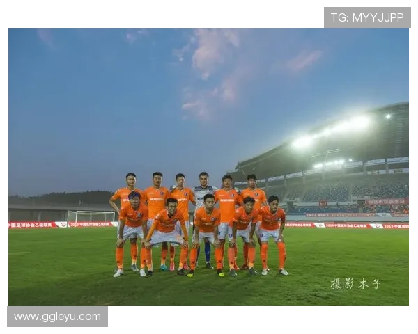 少于规定人数比赛是否继续？规则如何判罚