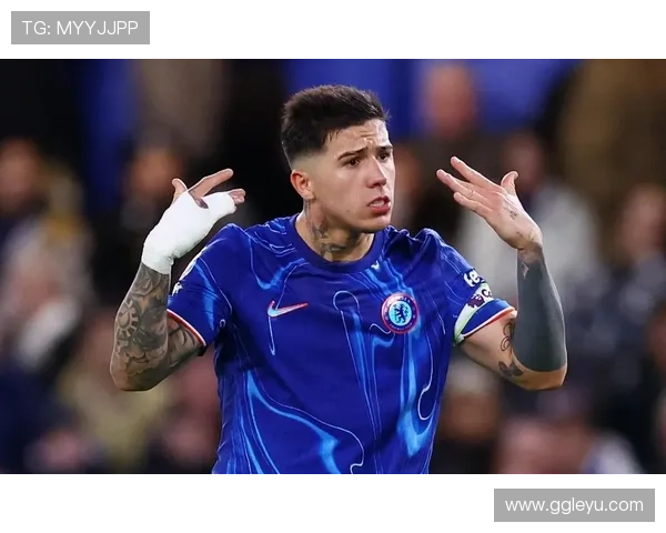 切尔西深陷战术困局：新帅难解豪门重建难题